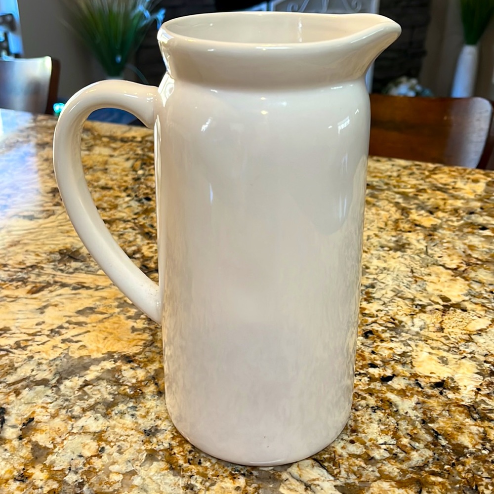Rae Dunn Drink Pitcher - Picture 2 of 4